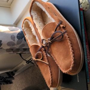 Leather slippers